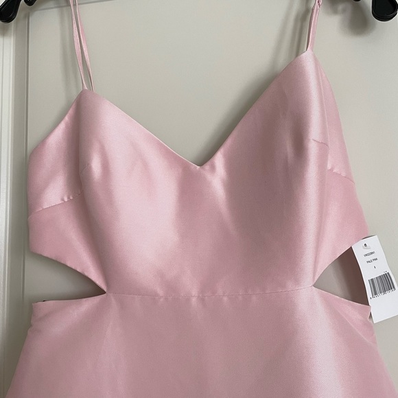 Vera Wang Bride Christine satin,  waist cut-outs gown, pale pink - Picture 6 of 16